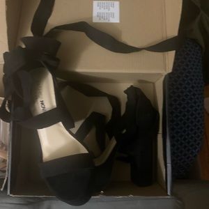Brand new never worn tie up chunk heel